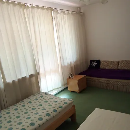 Проживание в семье Apart Познань
